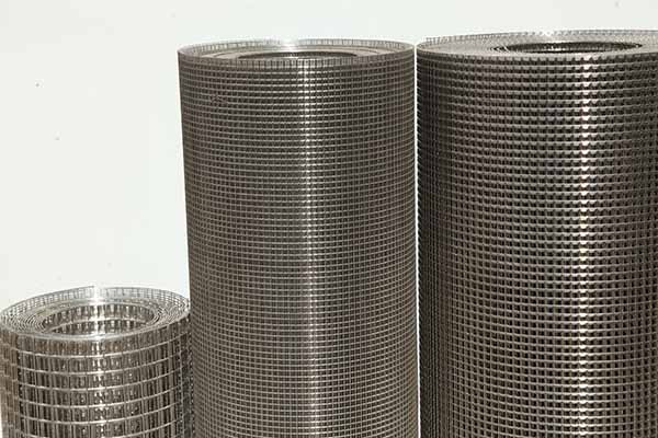 How to improve the weld quality of stainless steel wire mesh.jpg